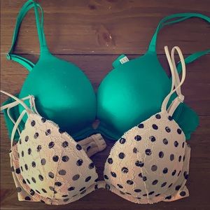 Victoria Secrets bras